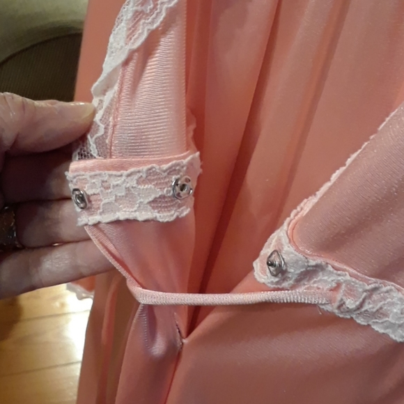 Vintage robe & gown set - Picture 4 of 11